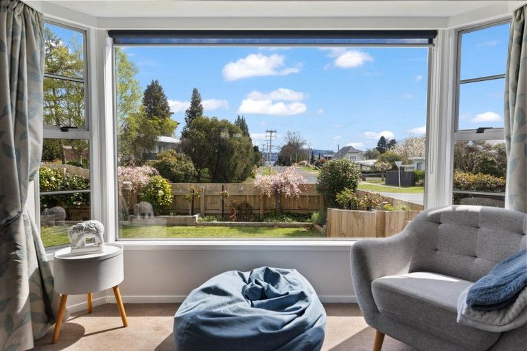 Photo of property in 48 Richmond Avenue, Richmond Heights, Taupo, 3330