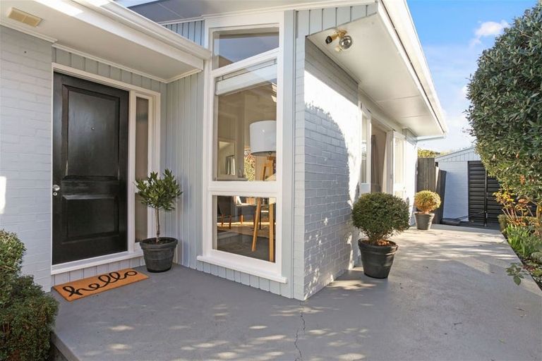 Photo of property in 35 Deepdale Street, Burnside, Christchurch, 8053