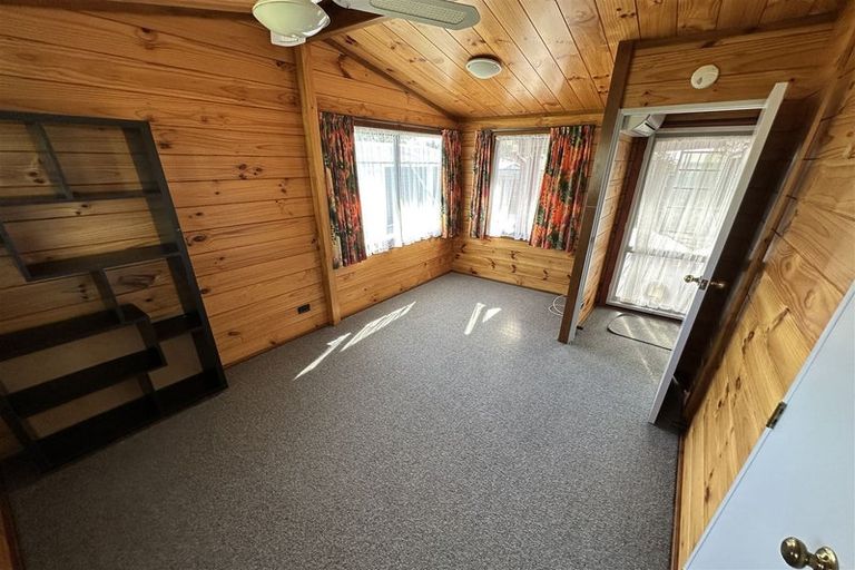 Photo of property in 22 Waianiwa Place, Tokoroa, 3420