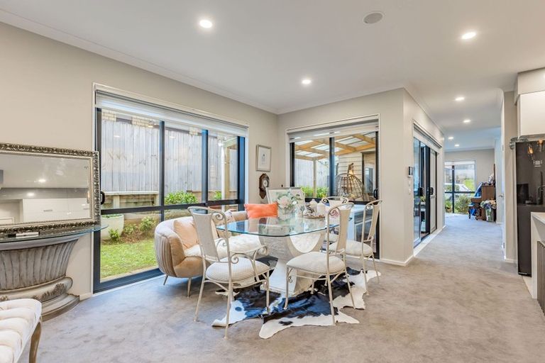 Photo of property in 136 Jeffs Road, Flat Bush, Auckland, 2016