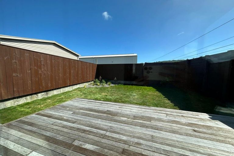 Photo of property in 1b Burnham Street, Petone, Lower Hutt, 5012