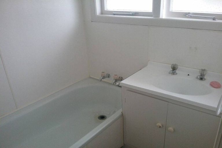 Photo of property in 17 Robertson Street, Glenholme, Rotorua, 3010