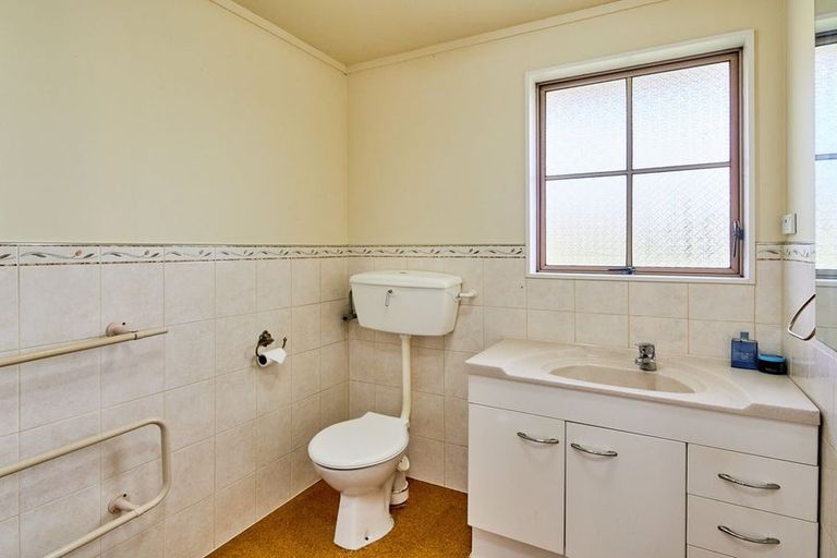 Photo of property in 9 The Sounding, Whitby, Porirua, 5024