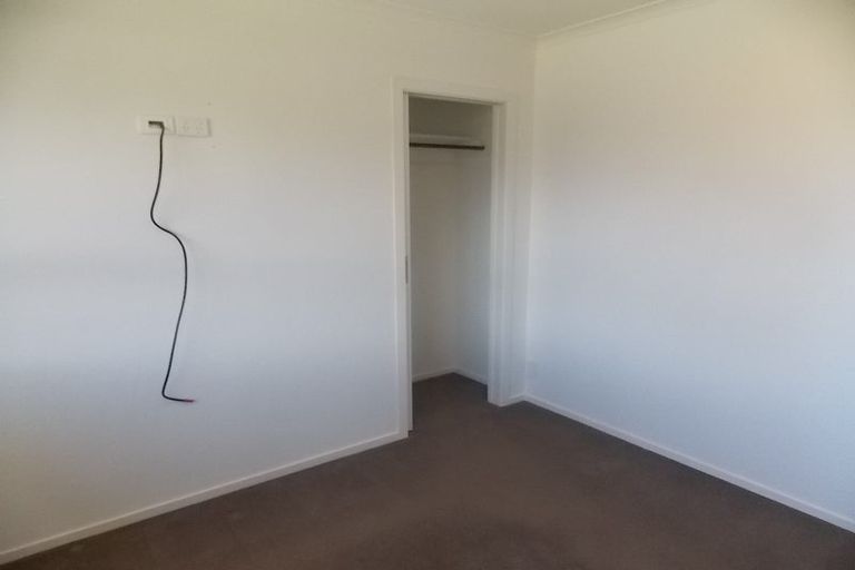 Photo of property in 64 Golders Road, Elderslea, Upper Hutt, 5018