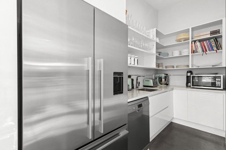 Photo of property in 1 Alan Livingston Drive, Cambridge, 3434