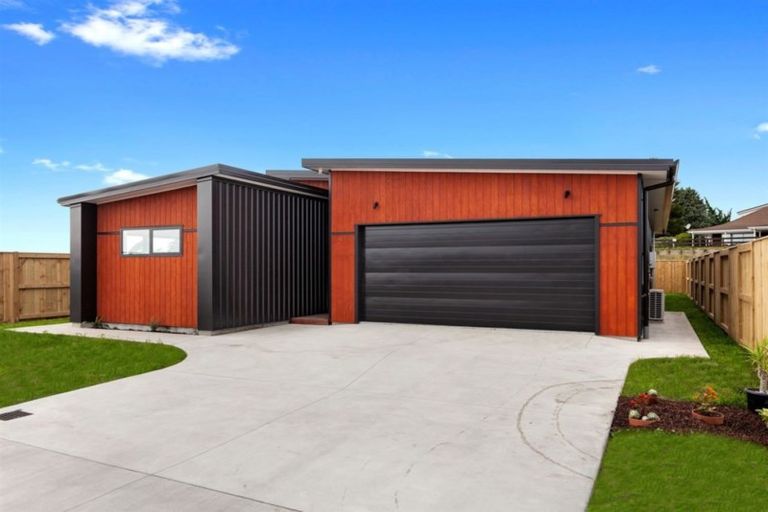 Photo of property in 16 Kakariki Drive, Coastlands, Whakatane, 3120