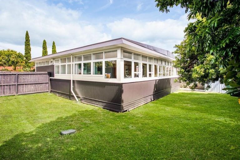 Photo of property in 483a West Coast Road, Glen Eden, Auckland, 0602