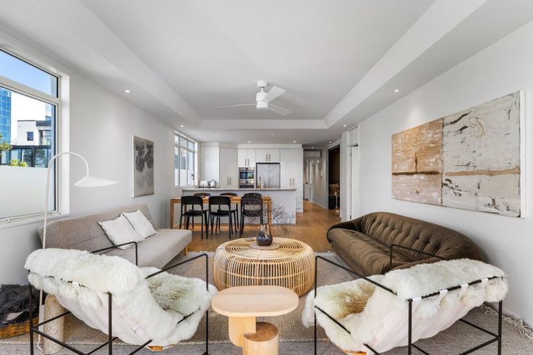 Photo of property in The Sands Apartments, 18/47 The Strand, Takapuna, Auckland, 0622