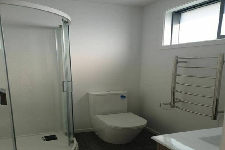 Photo of property in 2/11 Stafford Street, Silverstream, Upper Hutt, 5019