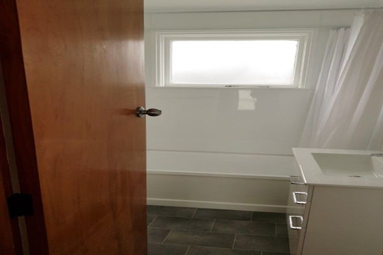 Photo of property in 17 Joseph Grove, Elderslea, Upper Hutt, 5018