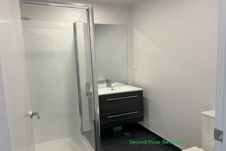 Photo of property in 12 Kamahi Place, Paraparaumu, 5032