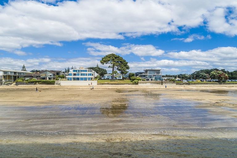 Photo of property in 35 Craig Road, Milford, Auckland, 0620