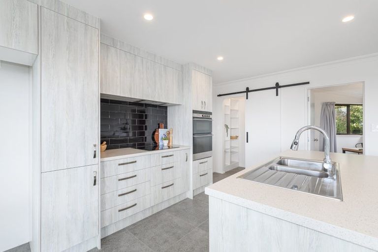 Photo of property in 21 Norton Road, Otumoetai, Tauranga, 3110