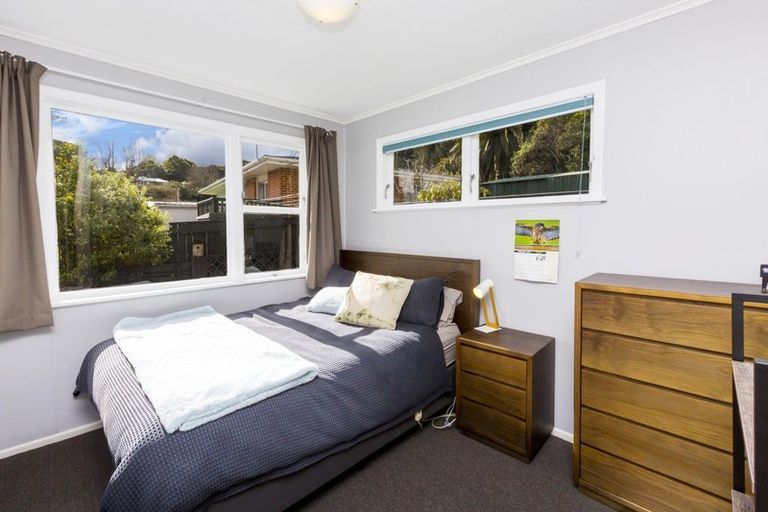 Photo of property in 65 Moeraki Road, Maoribank, Upper Hutt, 5018