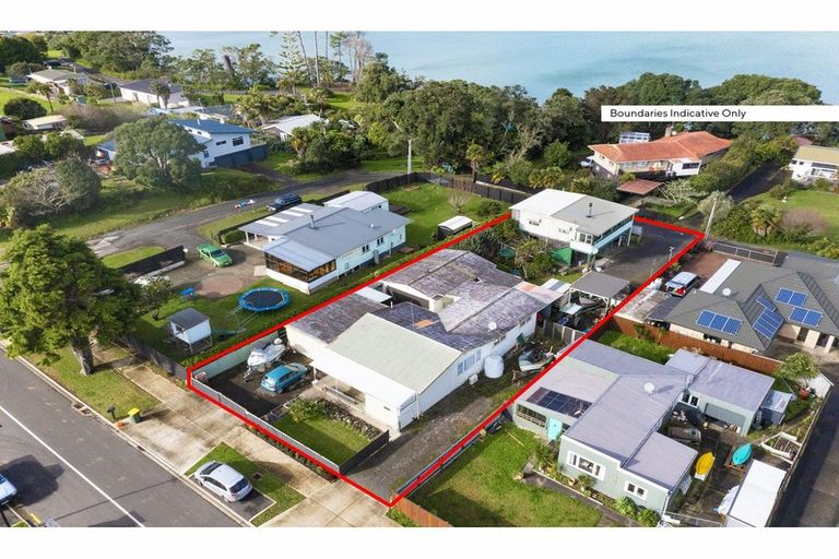 Photo of property in 44 Mclarin Road, Glenbrook, Waiuku, 2681