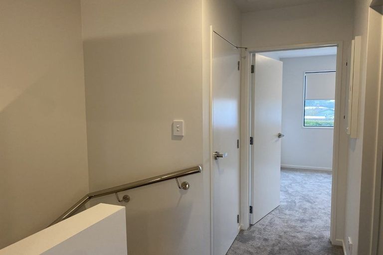 Photo of property in 5/35 Renata Crescent, Te Atatu Peninsula, Auckland, 0610