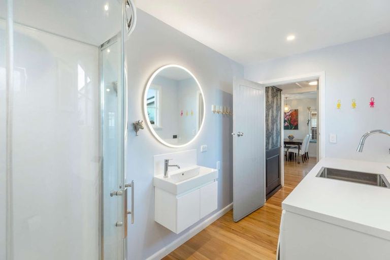 Photo of property in 17 Branston Street, Hornby, Christchurch, 8042