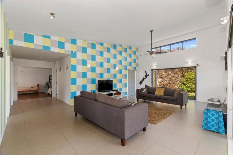 Photo of property in 47 Seabreeze Road, Mangawhai Heads, Mangawhai, 0505