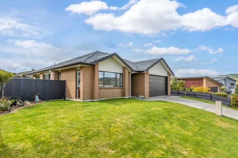 Photo of property in 23 Nelson Avenue, Aotea, Porirua, 5024