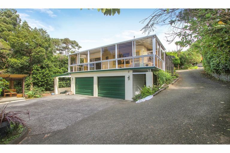 Photo of property in 1/19 Mcdowell Crescent, Hillcrest, Auckland, 0627
