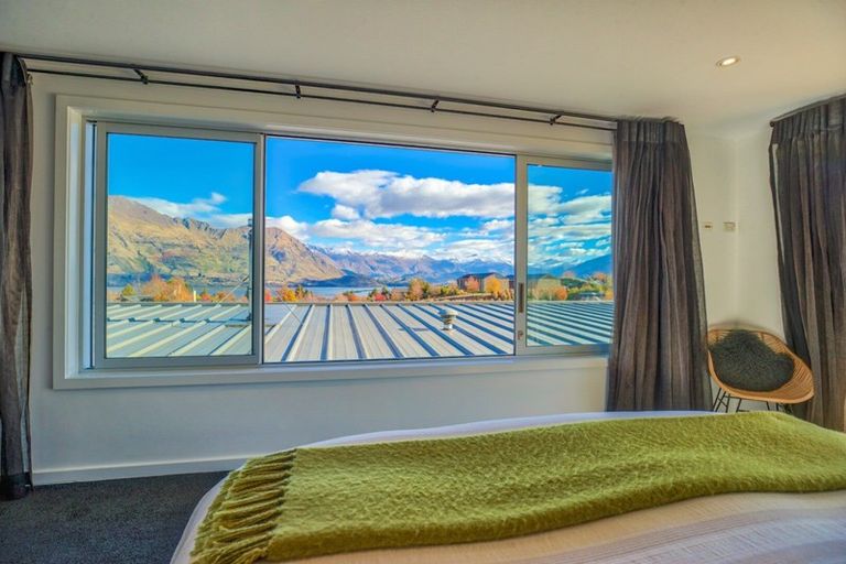 Photo of property in 27 Ridgecrest, Wanaka, 9305