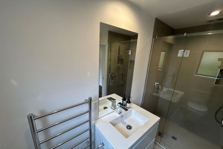 Photo of property in 11 Old Racecourse Road, Albert Town, Wanaka, 9305