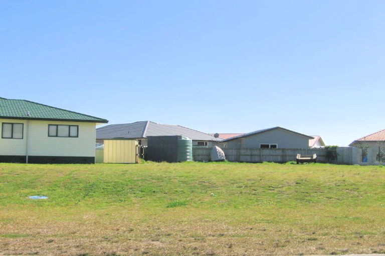 Photo of property in 18 Hawk Hill Crescent, Cooks Beach, Whitianga, 3591