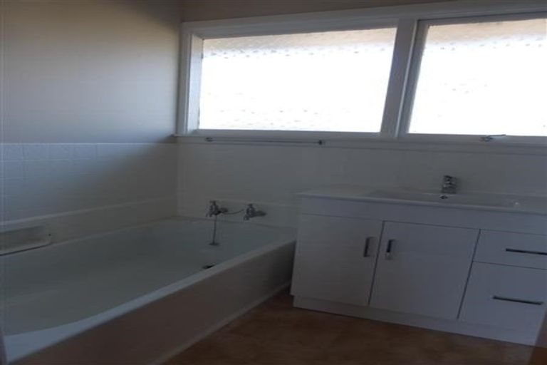 Photo of property in 38 Blakehall Place, Spreydon, Christchurch, 8024