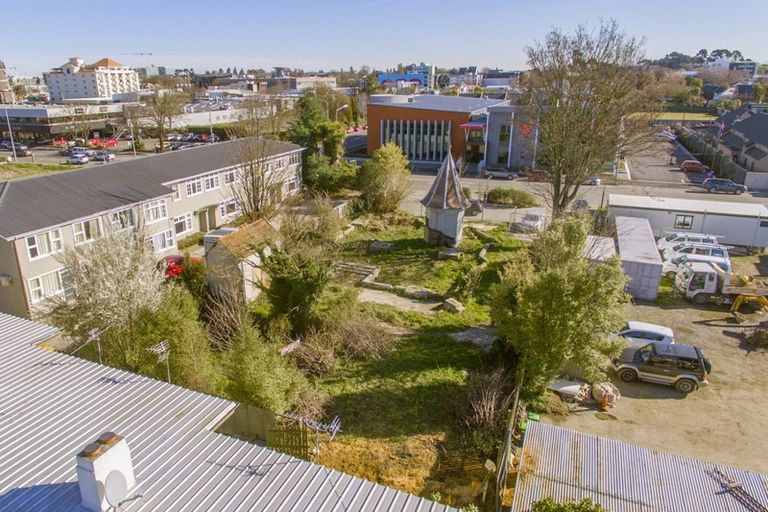 Photo of property in 854 Colombo Street, Christchurch Central, Christchurch, 8013