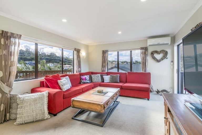 Photo of property in 12 Governor Grey Road, Snells Beach, 0920