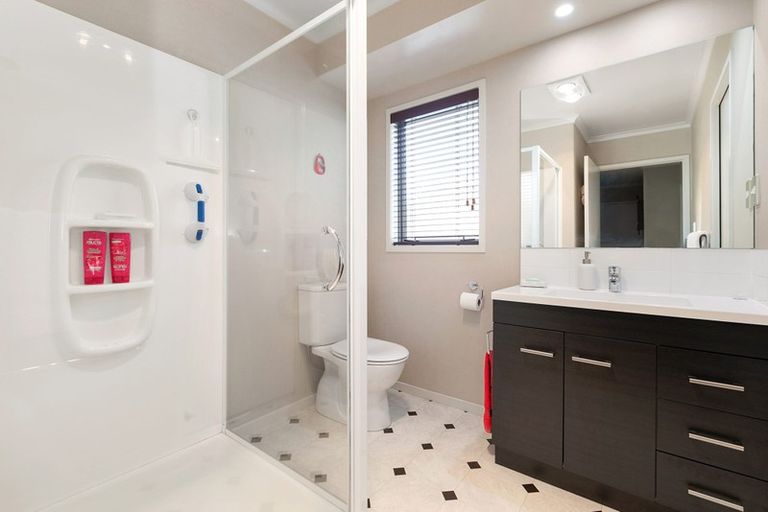 Photo of property in 32 Havenbrook Way, Pyes Pa, Tauranga, 3112