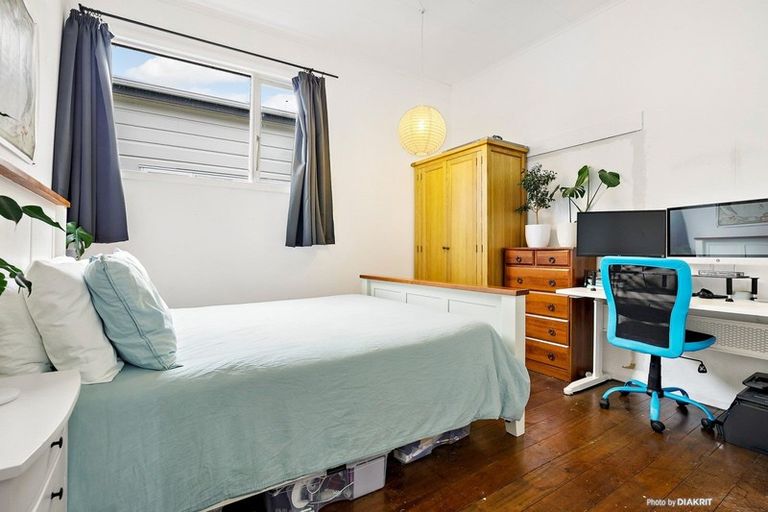 Photo of property in 21 Charlotte Avenue, Brooklyn, Wellington, 6021