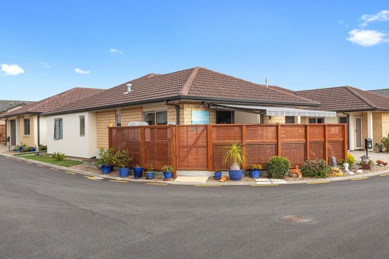 Photo of property in 32 Havenbrook Way, Pyes Pa, Tauranga, 3112