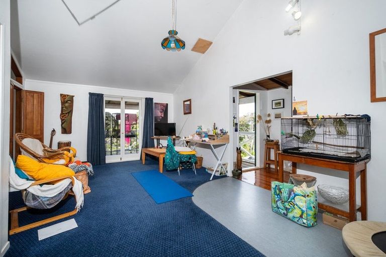 Photo of property in 131 Colwill Road, Massey, Auckland, 0614