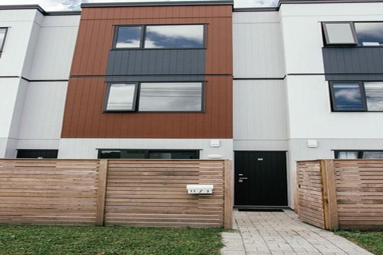 Photo of property in 11/3 Abbotleigh Avenue, Te Atatu Peninsula, Auckland, 0610