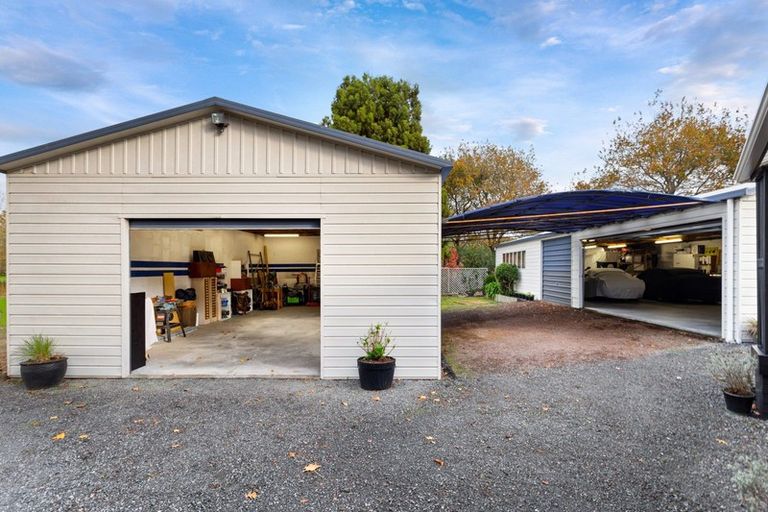 Photo of property in 16 Dale Road, Whenuapai, Auckland, 0618