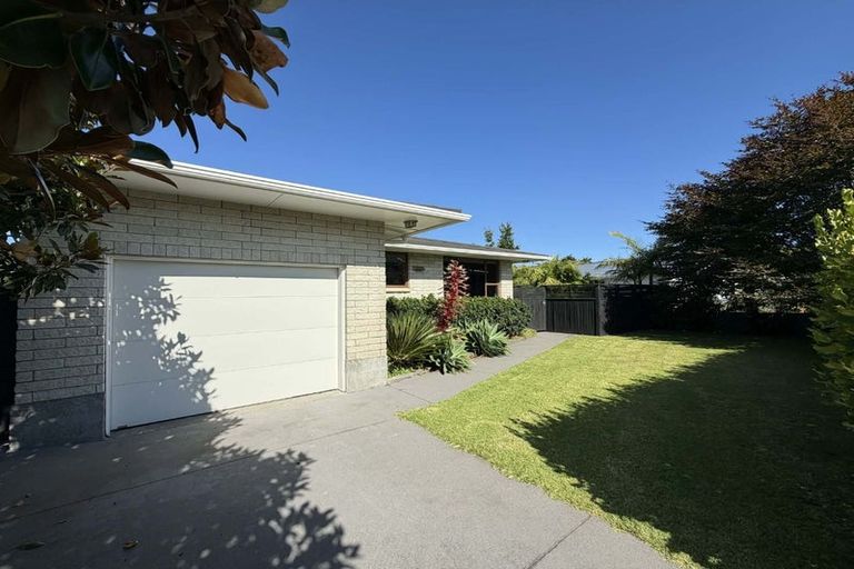 Photo of property in 15 Lantana Avenue, Bell Block, New Plymouth, 4312