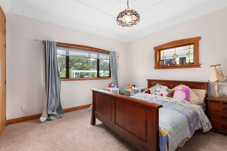 Photo of property in 15 Glamis Avenue, Strathmore Park, Wellington, 6022