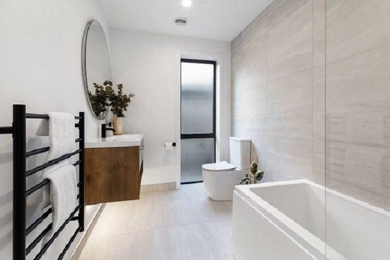 Photo of property in 60 Spur Ridge Rise, Jacks Point, 9371