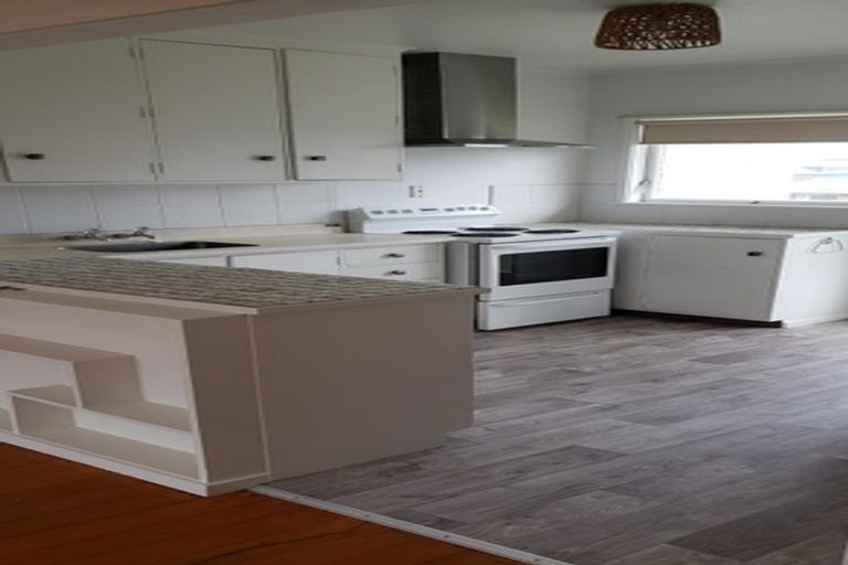 Photo of property in 4/3 Evelyn Place, Hillcrest, Auckland, 0627