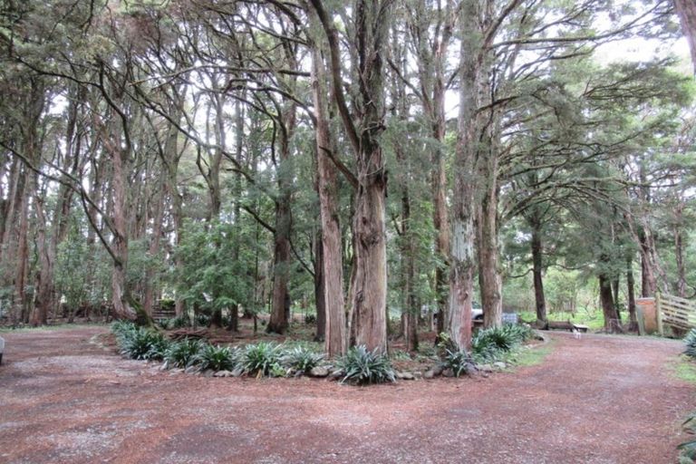 Photo of property in 306 Muhunoa Road East, Ohau, Levin, 5570