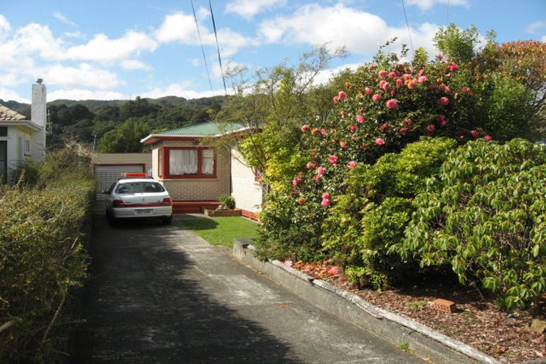 Photo of property in 59 Bledisloe Crescent, Wainuiomata, Lower Hutt, 5014