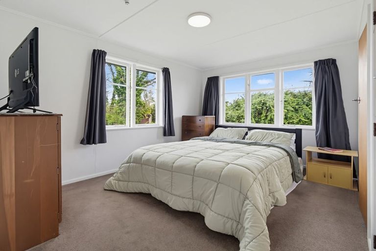 Photo of property in 19 Bennett Street, Waipawa, 4210
