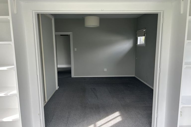 Photo of property in 172 Weston Road, St Albans, Christchurch, 8052