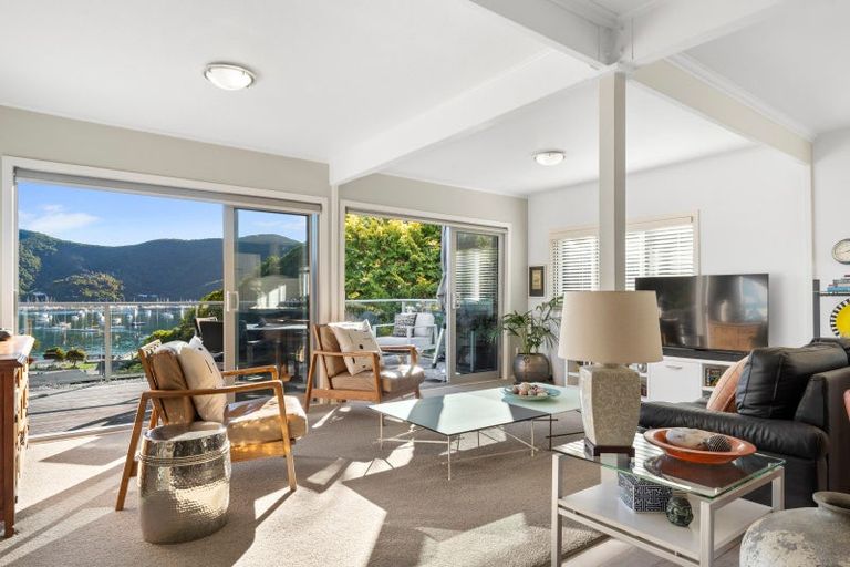 Photo of property in 7 Arthur Crescent, Waikawa, Picton, 7220