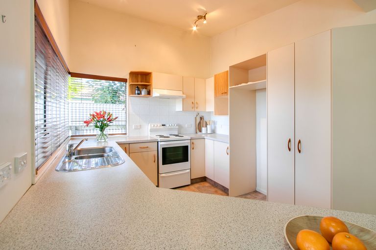 Photo of property in 3b Sanders Avenue, Marewa, Napier, 4110