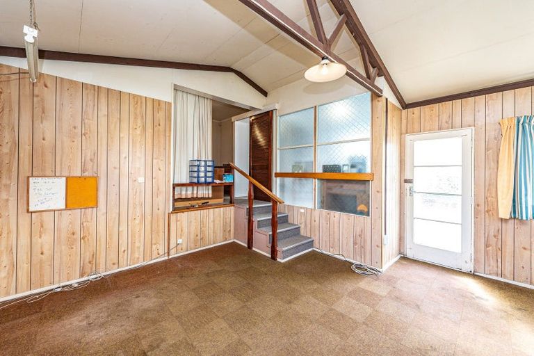 Photo of property in 14 Saunders Place, Gonville, Whanganui, 4501