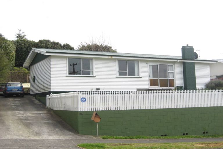 Photo of property in 26 Pembroke Street, Westown, New Plymouth, 4310