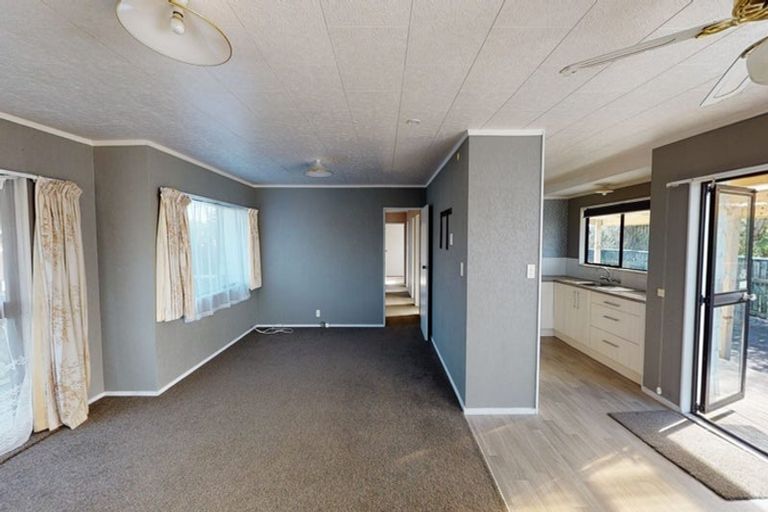 Photo of property in 14 Sheffield Place, Springvale, Whanganui, 4501