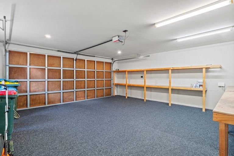 Photo of property in 32 Quill Street, Lake Hayes, Queenstown, 9304